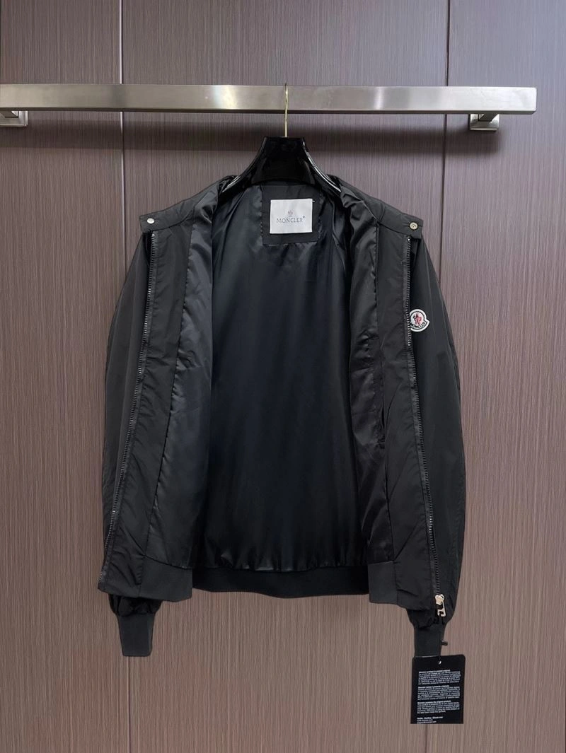 Comfortable Moncler Outwear 141906