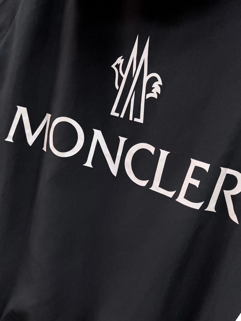 TravelReady Moncler Outwear 141913