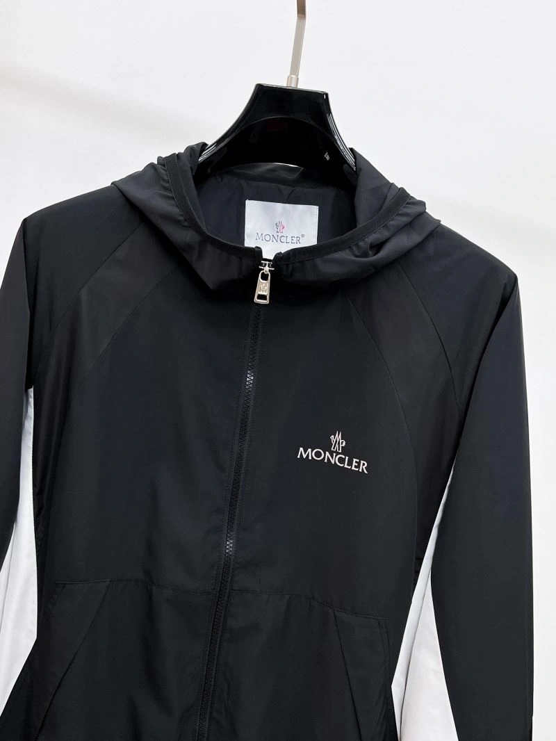 TravelReady Moncler Outwear 141913