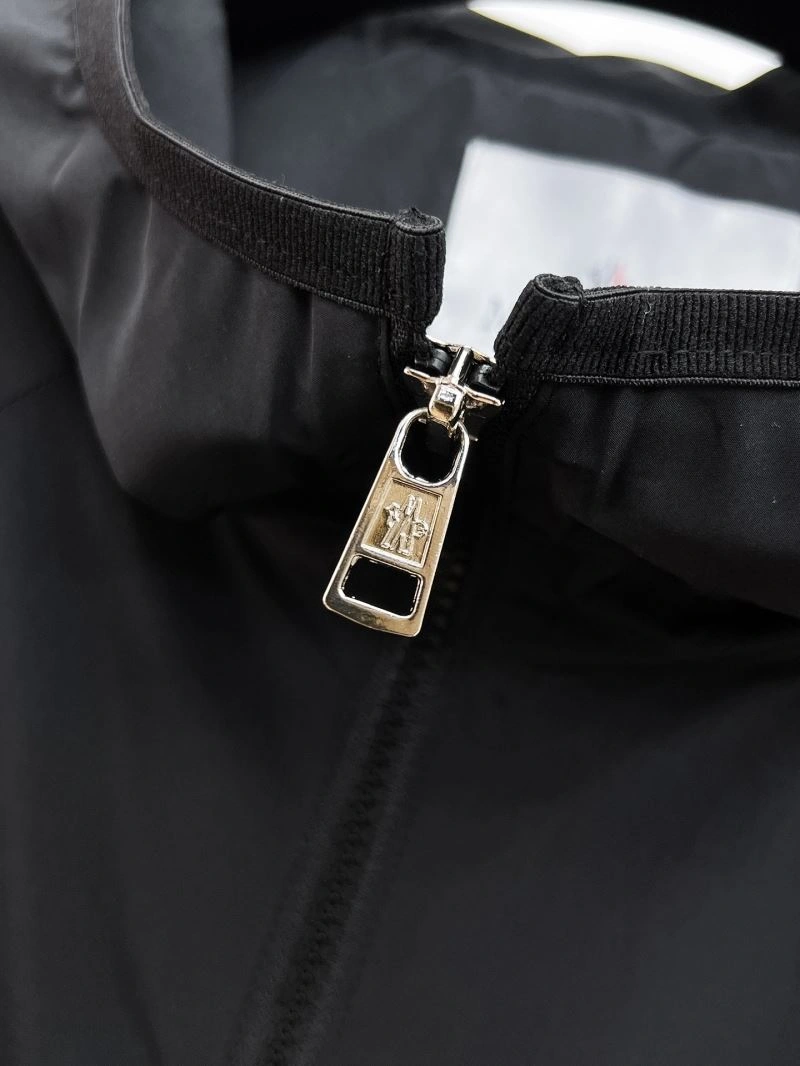 TravelReady Moncler Outwear 141913
