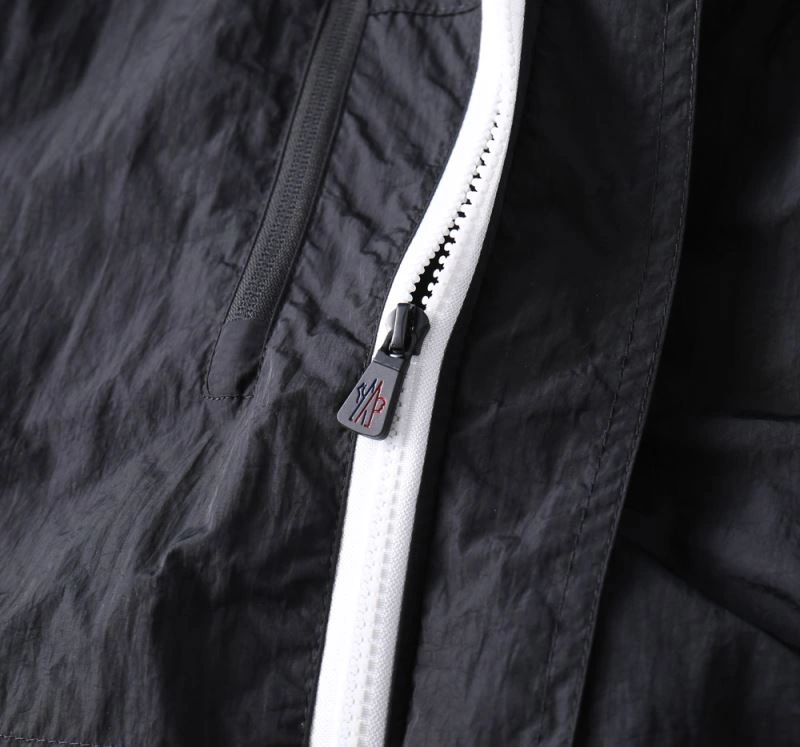 Moncler Outwear WellDesigned 141915