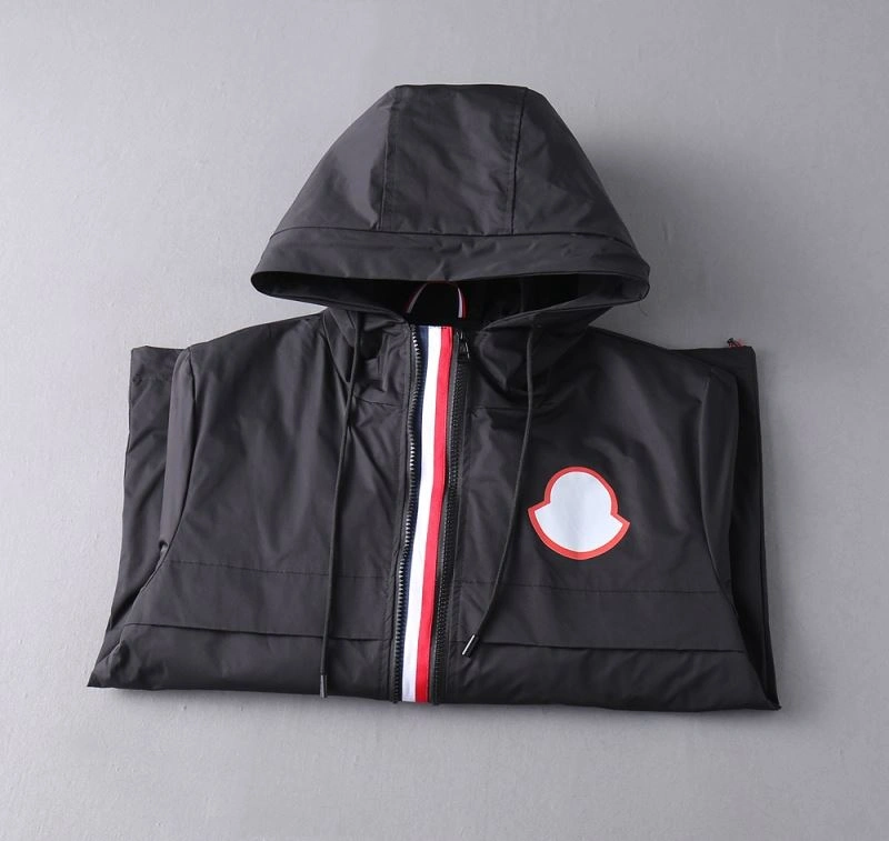 Modern Moncler Outwear 141901