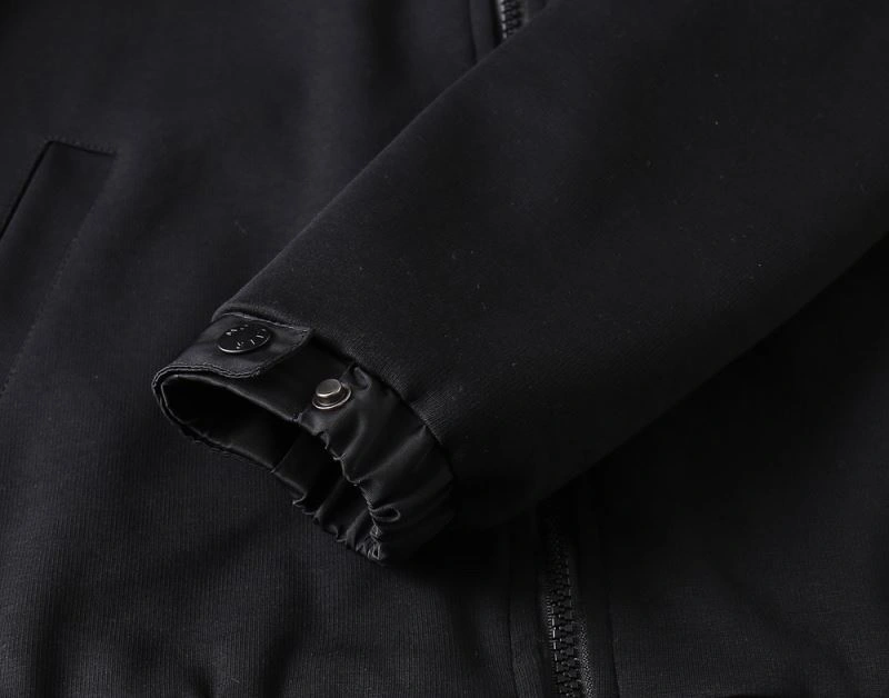 Moncler Outwear Bold 141897