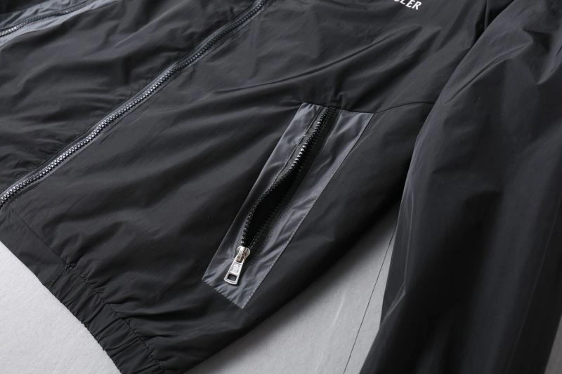 Moncler Outwear Neat 141896
