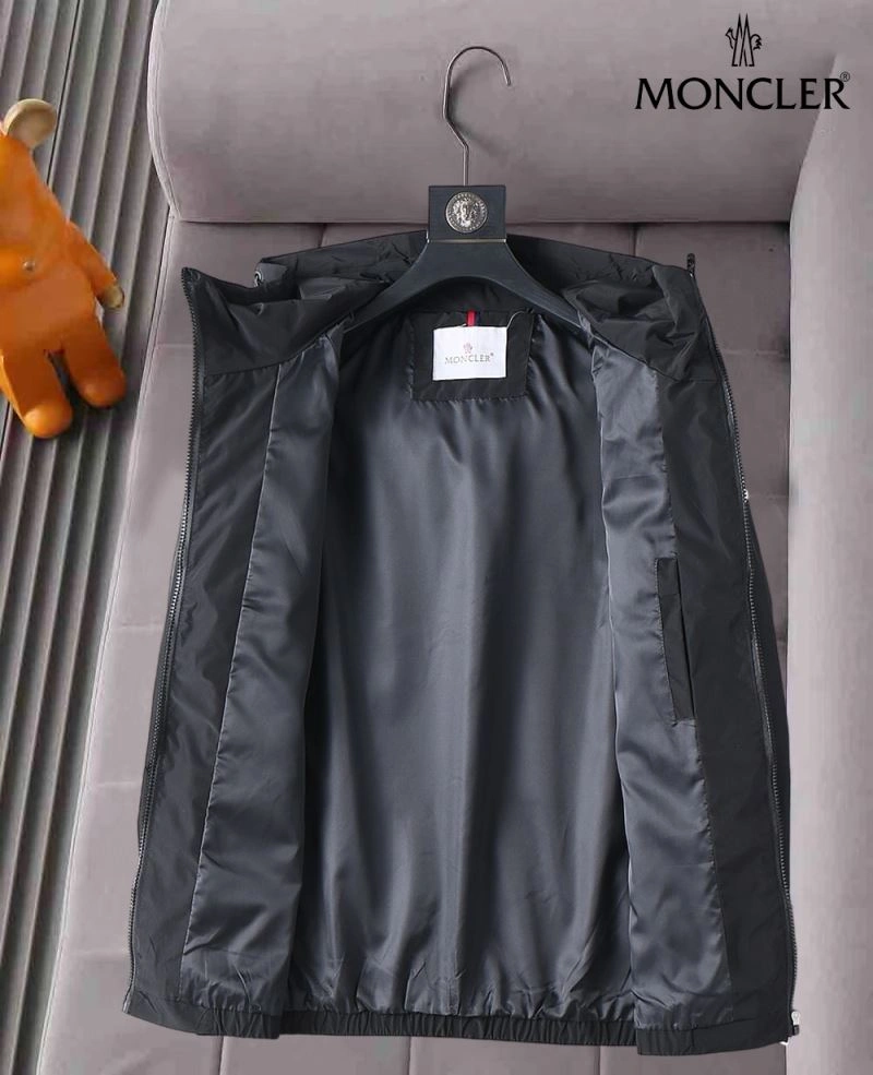 Moncler Outwear Neat 141896