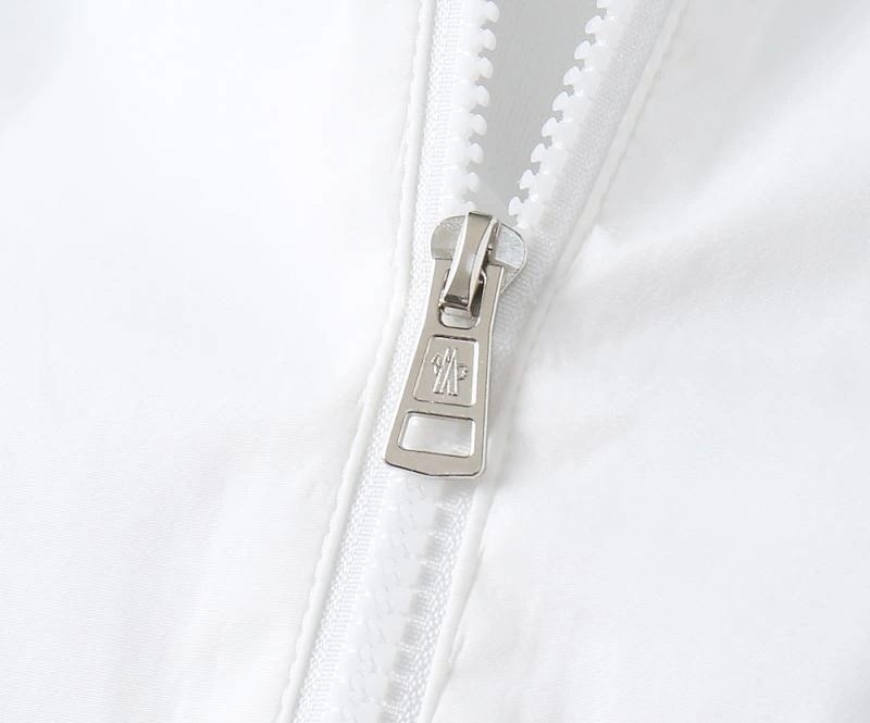 Youthful Moncler Outwear 141895