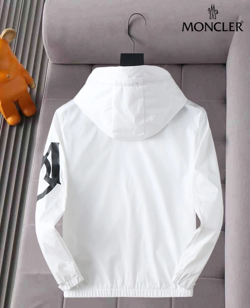 Youthful Moncler Outwear 141895
