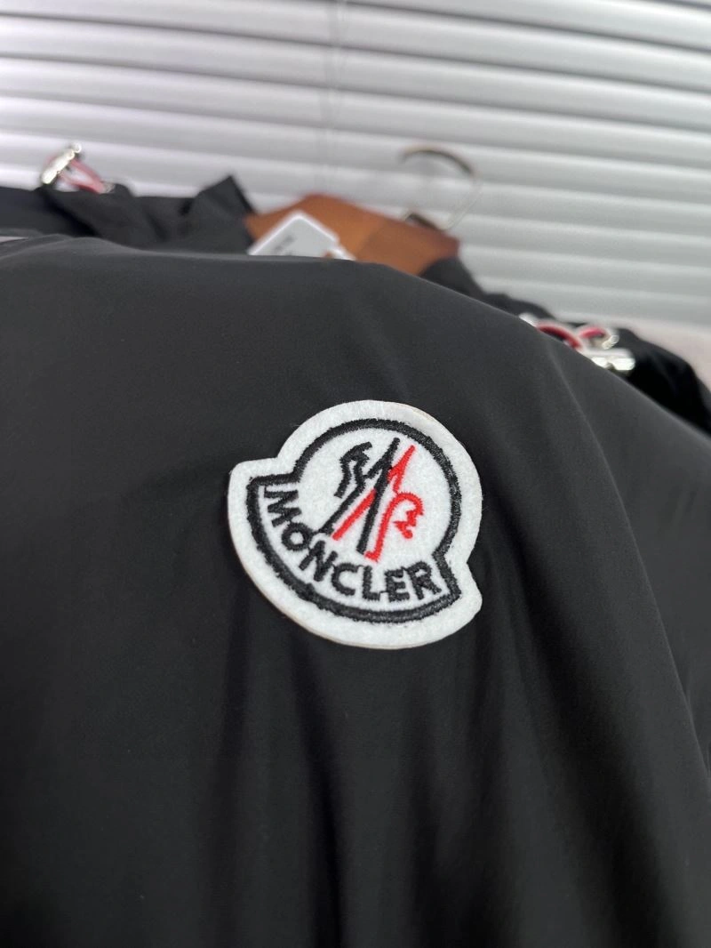 Moncler Outwear FlexibleFit 141883