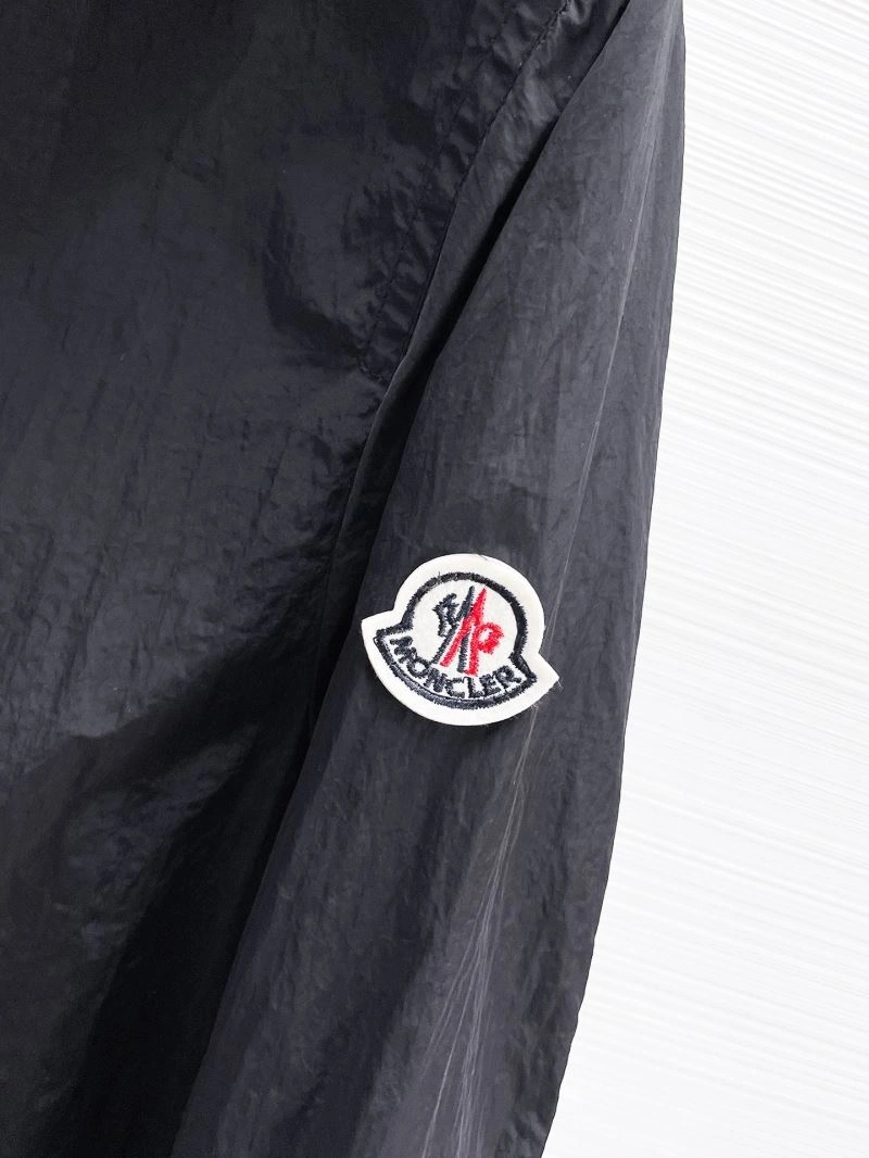 Moncler Outwear Contemporary 141887