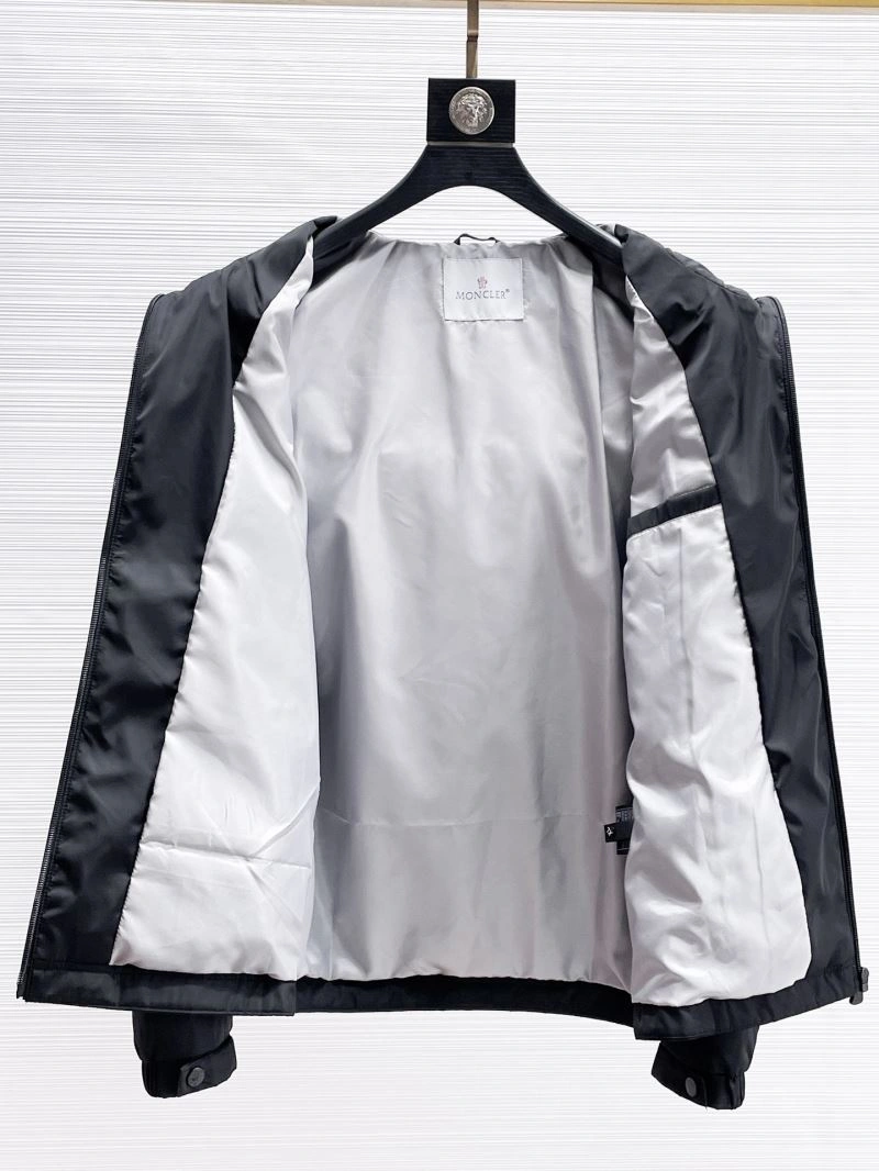 Moncler Outwear SunProtective 141886