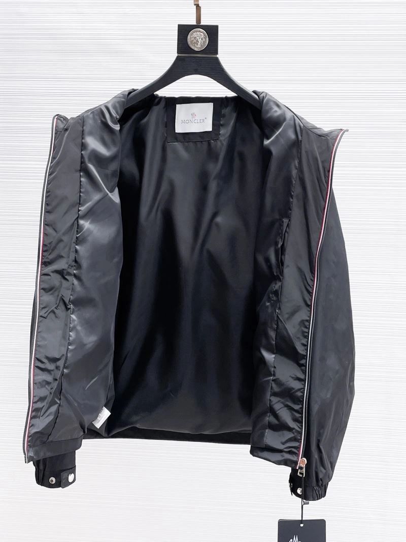 Durable Moncler Outwear 141874