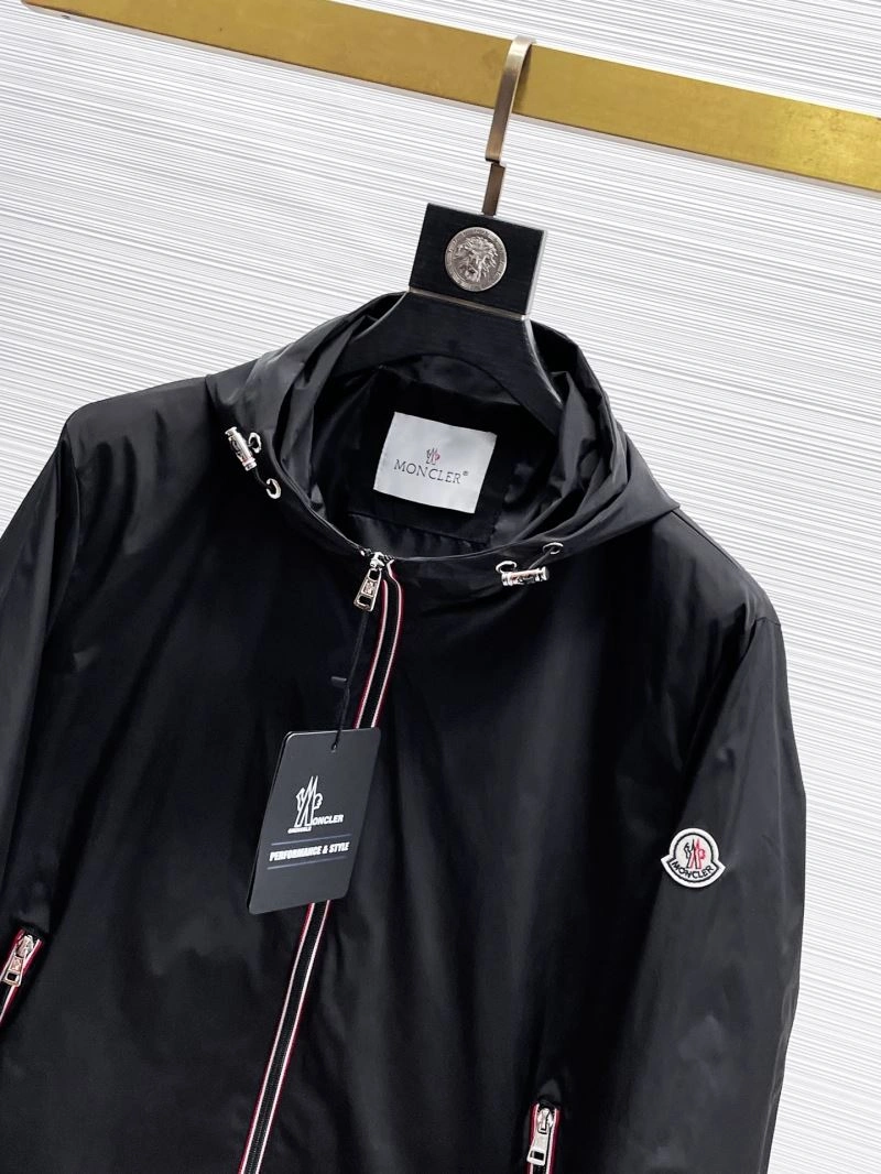 Durable Moncler Outwear 141874