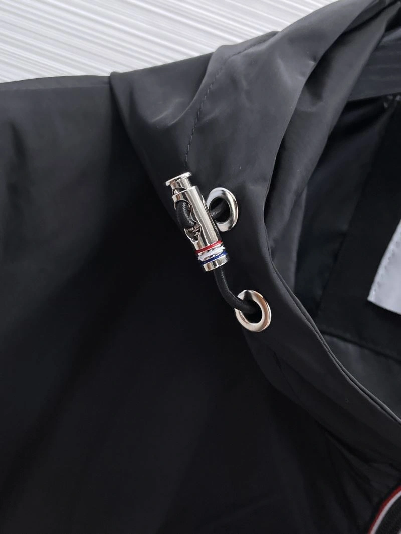 Durable Moncler Outwear 141874