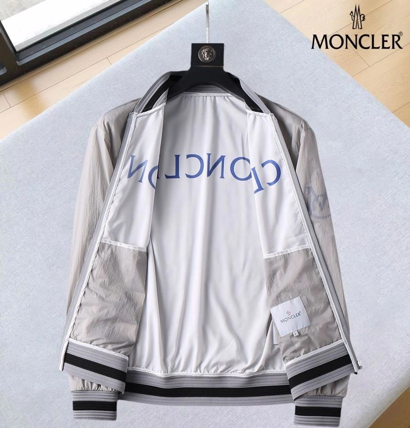 Moncler Outwear StreetReady 141879