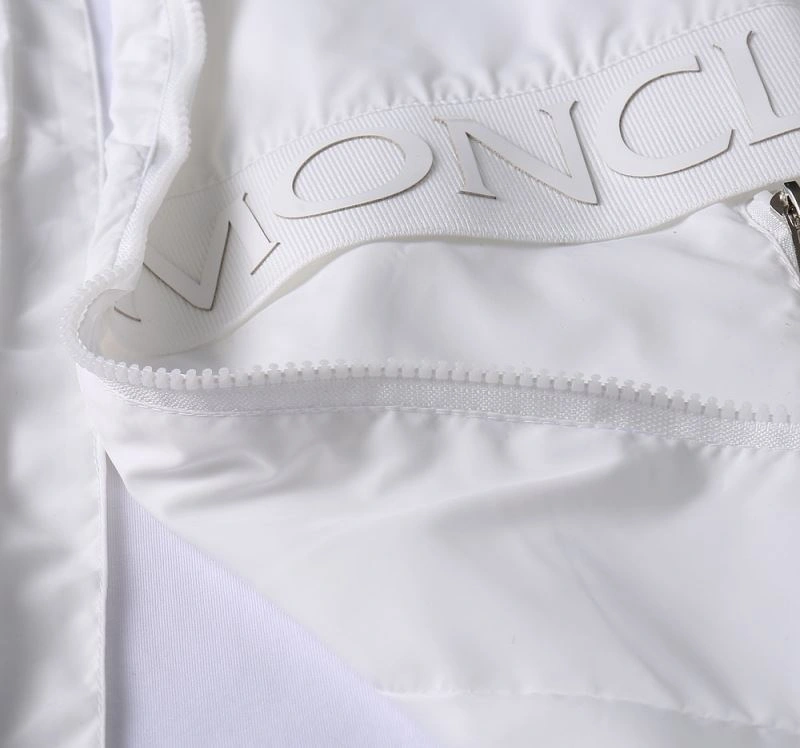 Packable Moncler Outwear 141873