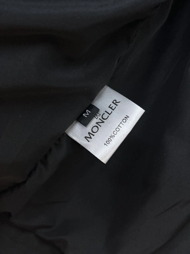 Moncler Outwear Packable 141893