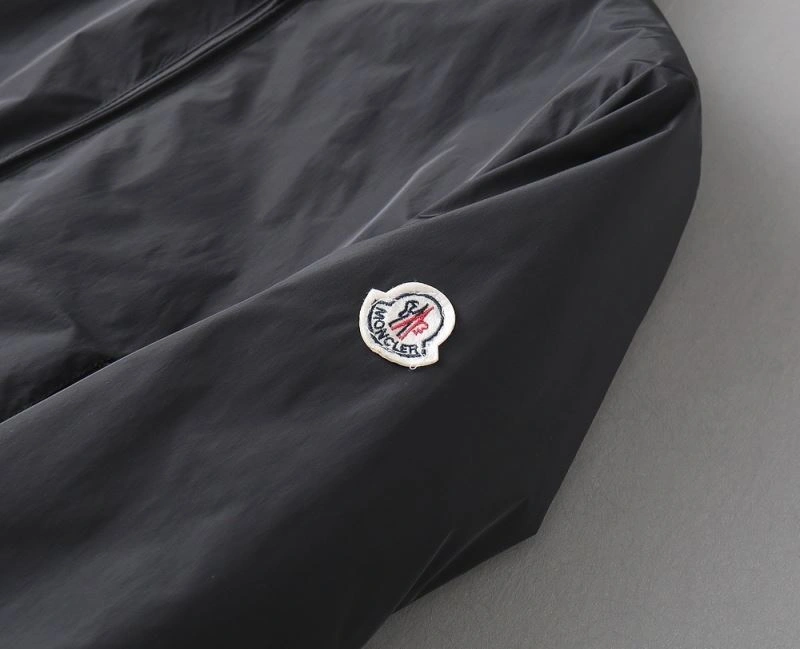 GoodFit Moncler Outwear 141884