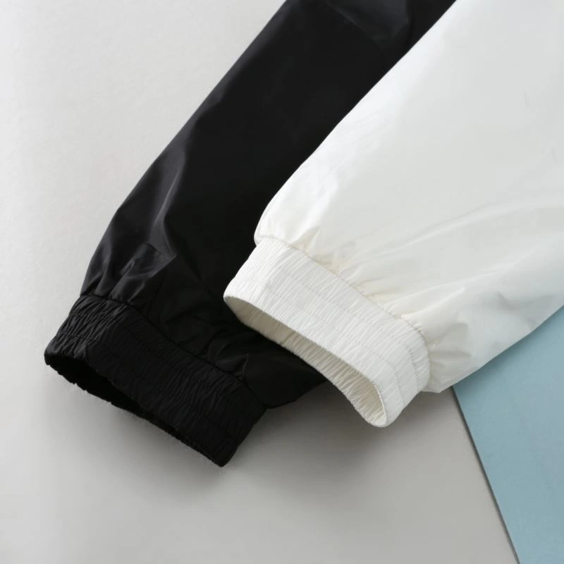 Resilient Moncler Outwear 141871