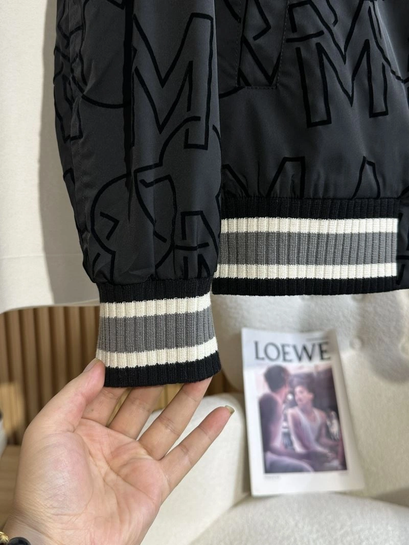 Moncler Outwear NewStyle 141868