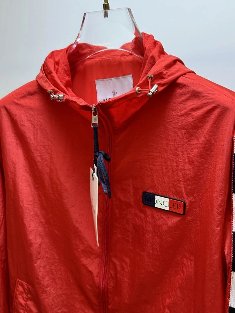 Moncler Outwear SunProtective 141876