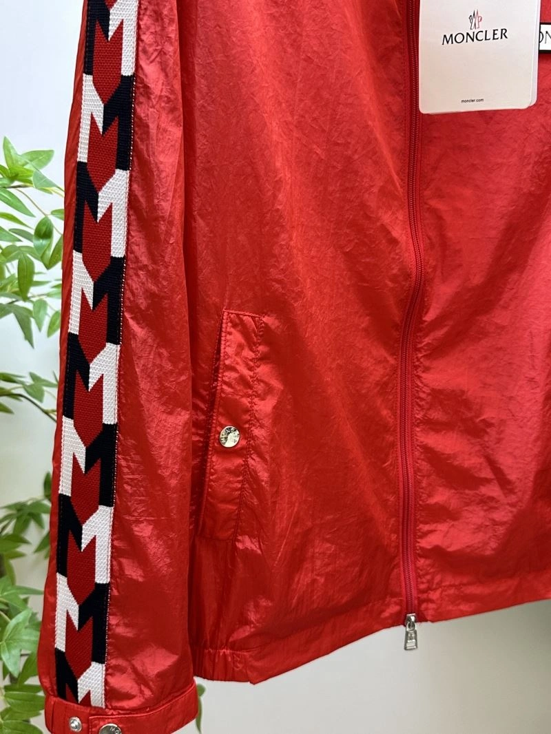 Moncler Outwear SunProtective 141876