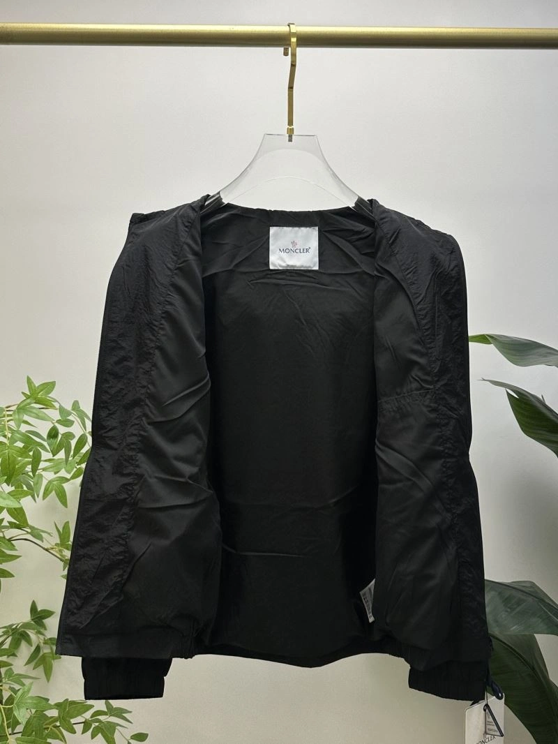 Moncler Outwear Sustainable 141869