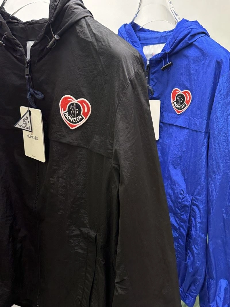 Moncler Outwear ZeroBulk 141877