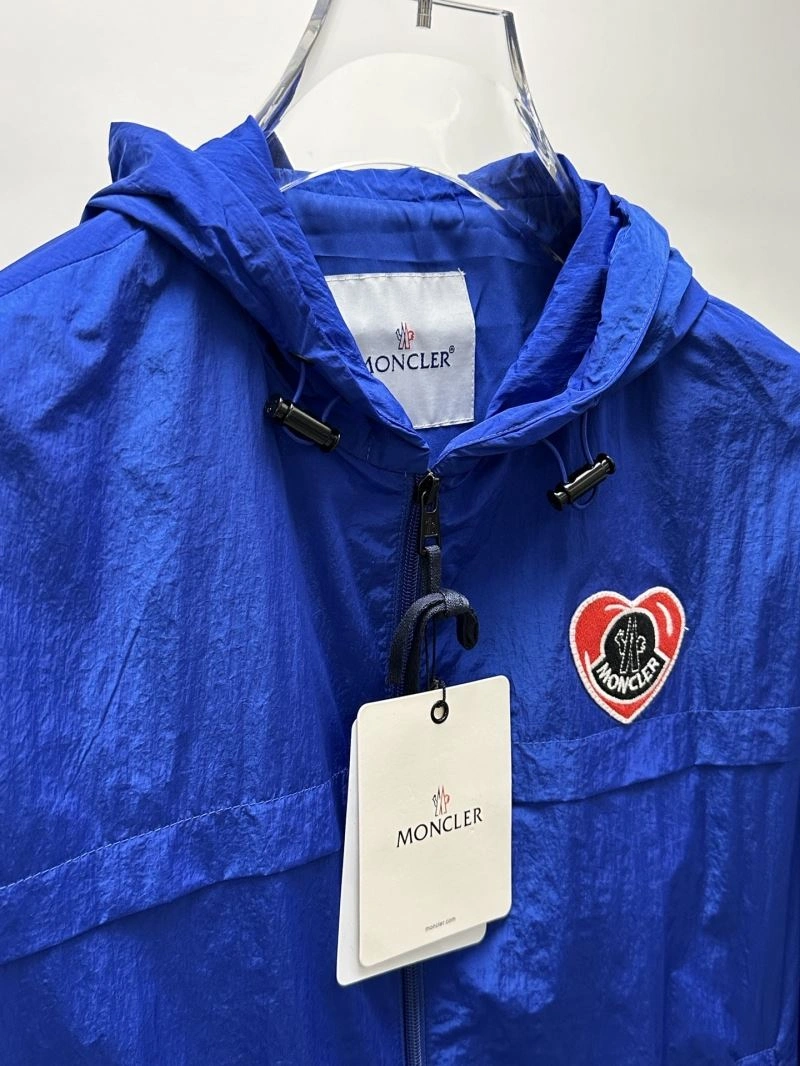 Moncler Outwear ZeroBulk 141877