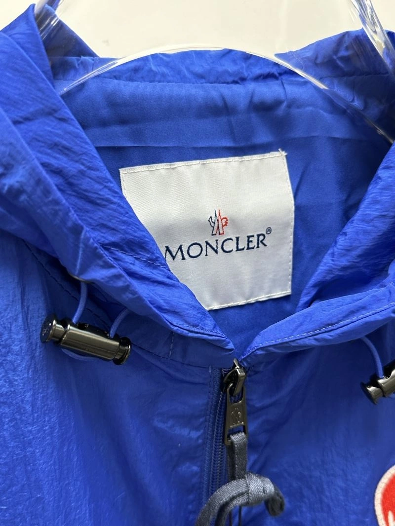Moncler Outwear ZeroBulk 141877