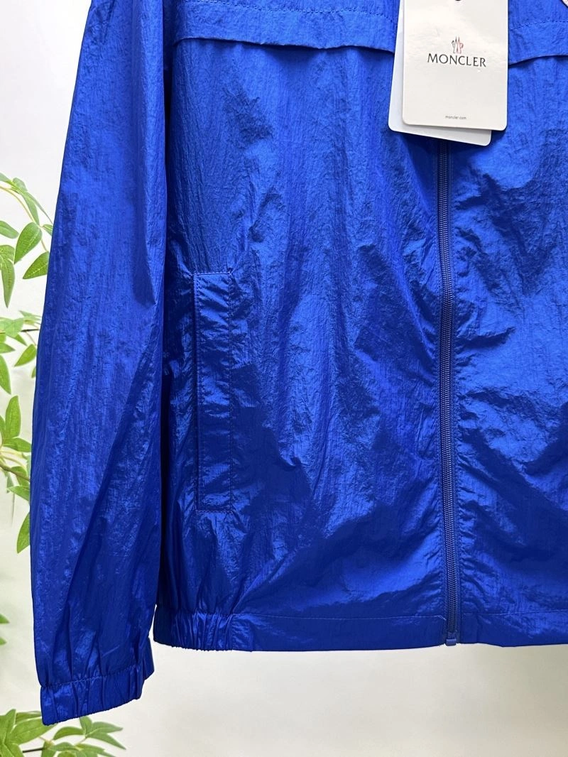 Moncler Outwear ZeroBulk 141877