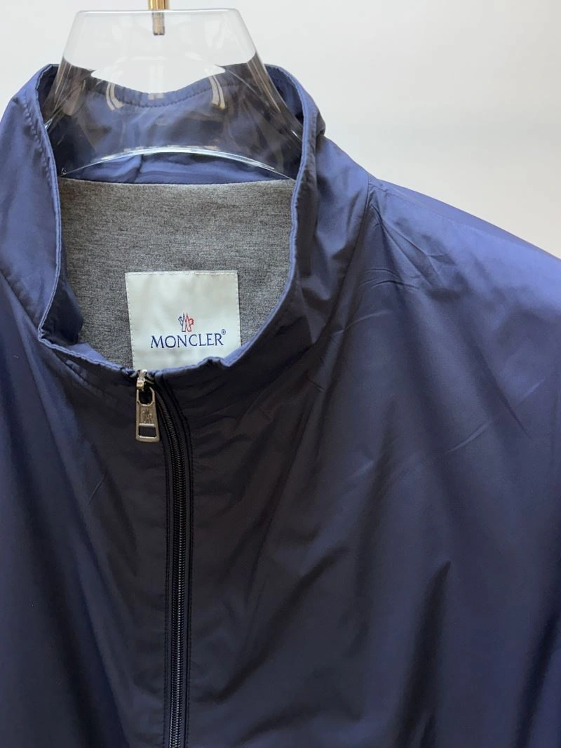 Moncler Outwear SportInspired 141891