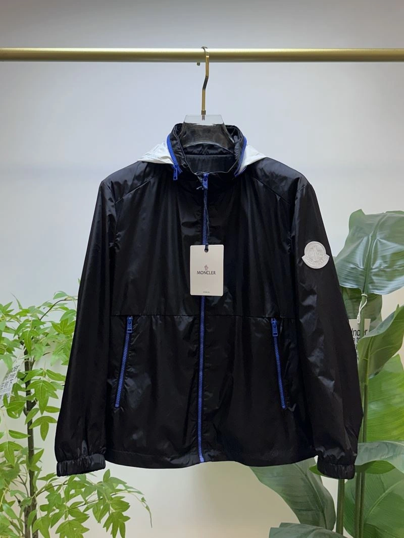 Moncler Outwear Stylish 141890
