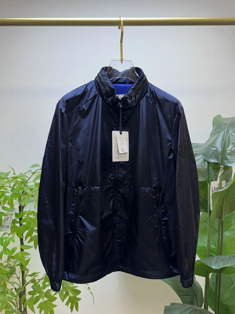 SmoothTexture Moncler Outwear 141861