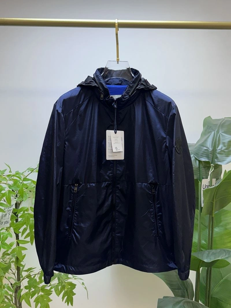SmoothTexture Moncler Outwear 141861