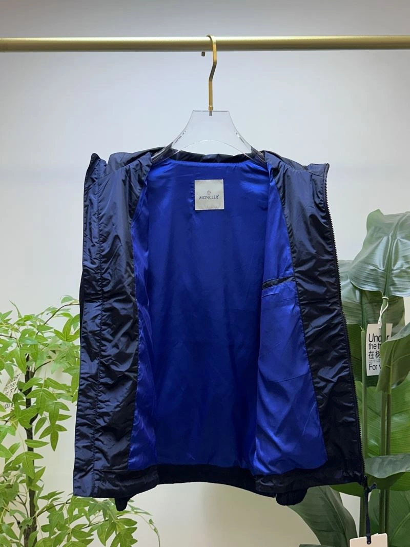 SmoothTexture Moncler Outwear 141861