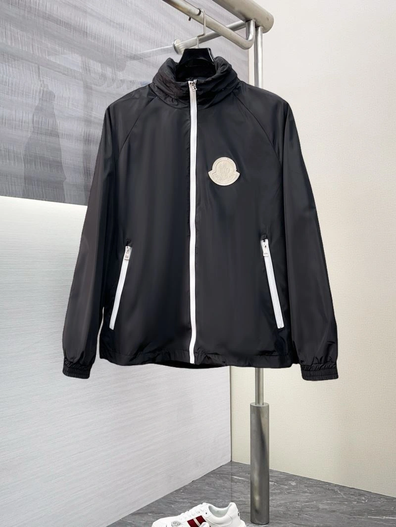 Moncler Outwear TimelessDesign 141863