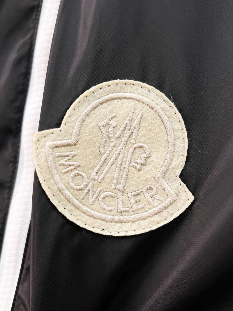 Moncler Outwear TimelessDesign 141863