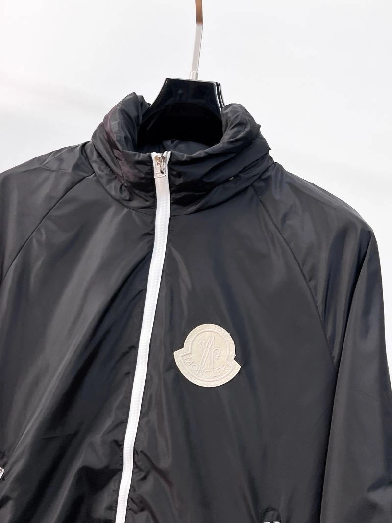 Moncler Outwear TimelessDesign 141863