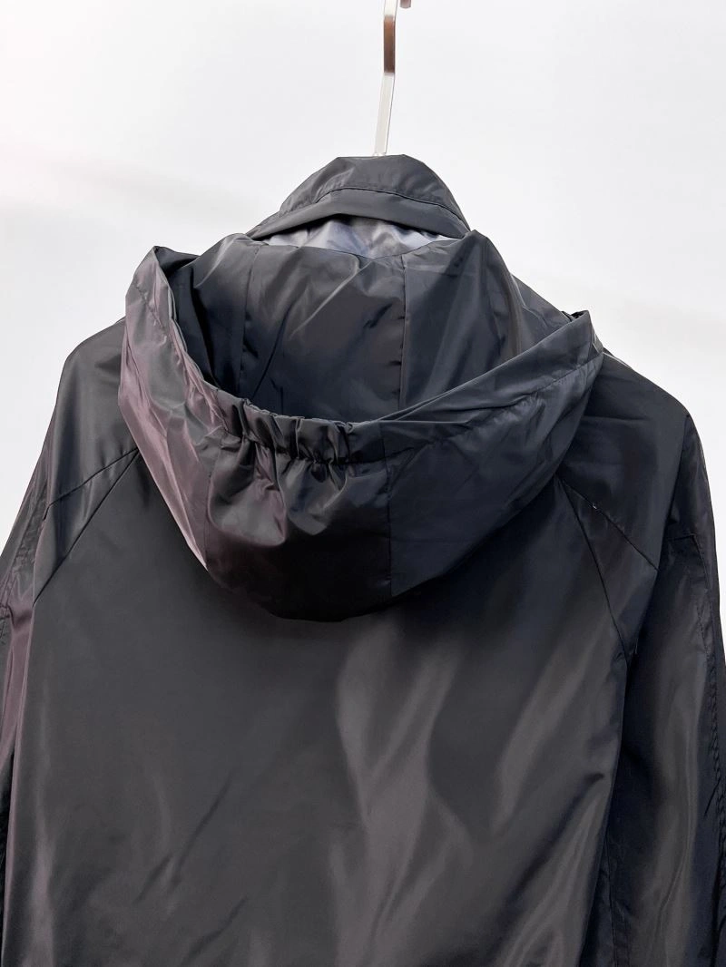 Moncler Outwear TimelessDesign 141863