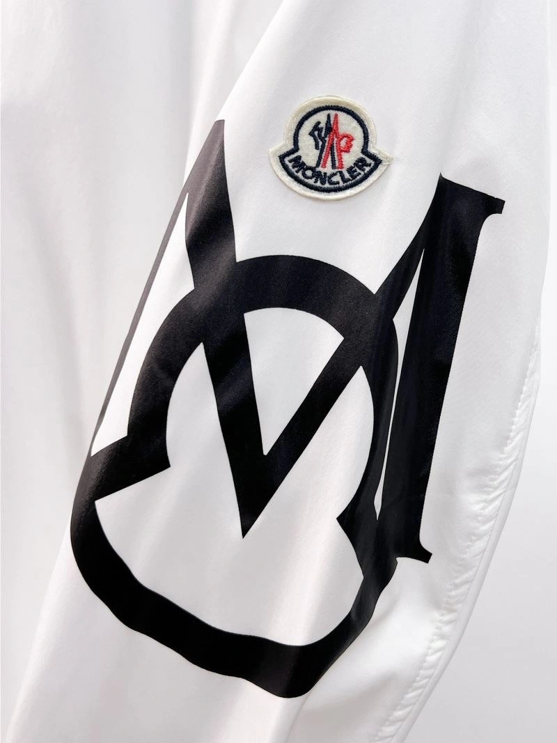Moncler Outwear FashionForward 141860