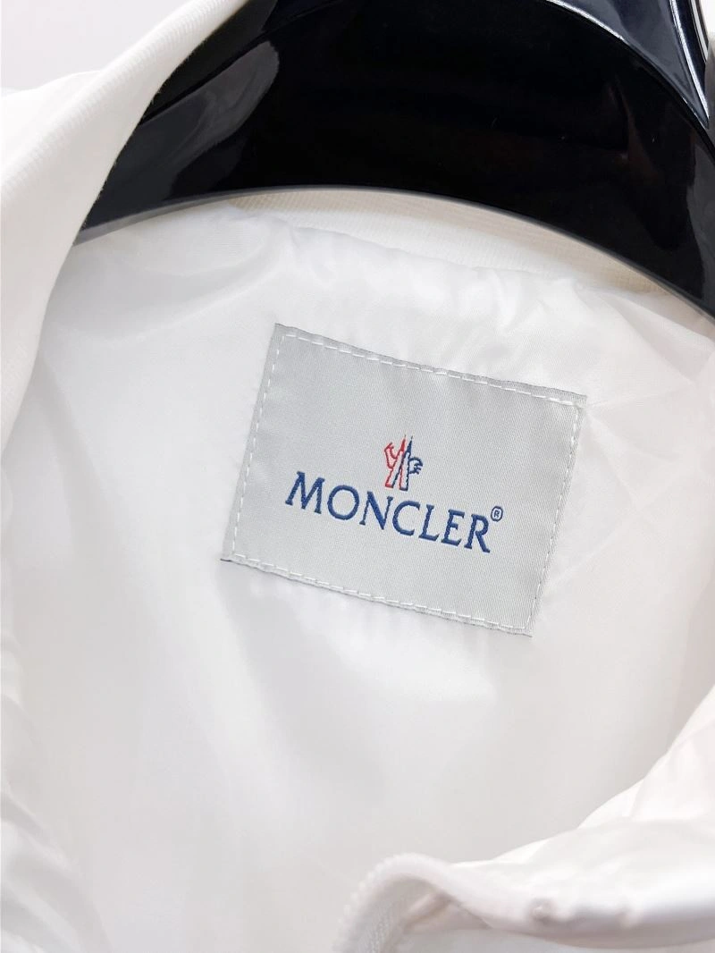 Moncler Outwear FashionForward 141860