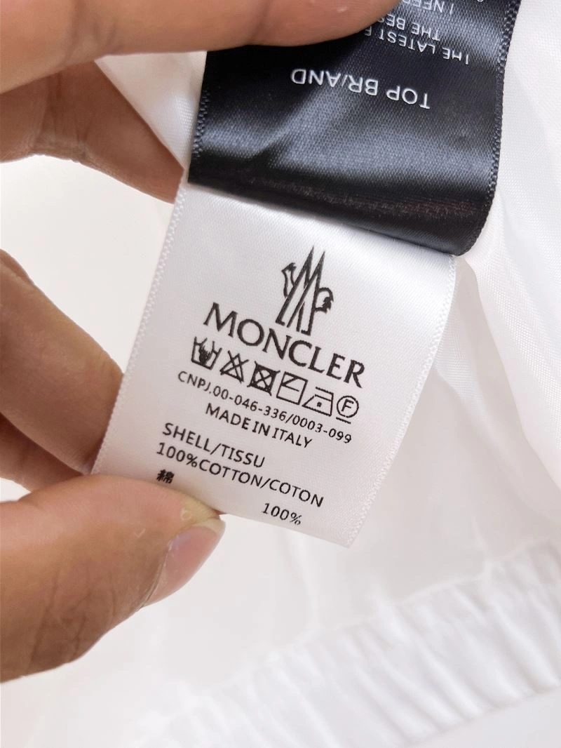 Moncler Outwear FashionForward 141860
