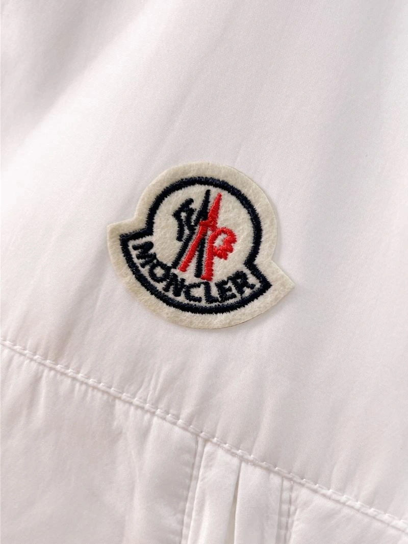 SmoothTexture Moncler Outwear 141858