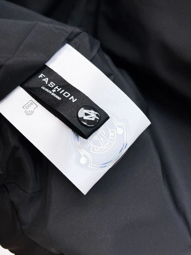 WrinkleFree Moncler Outwear 141857