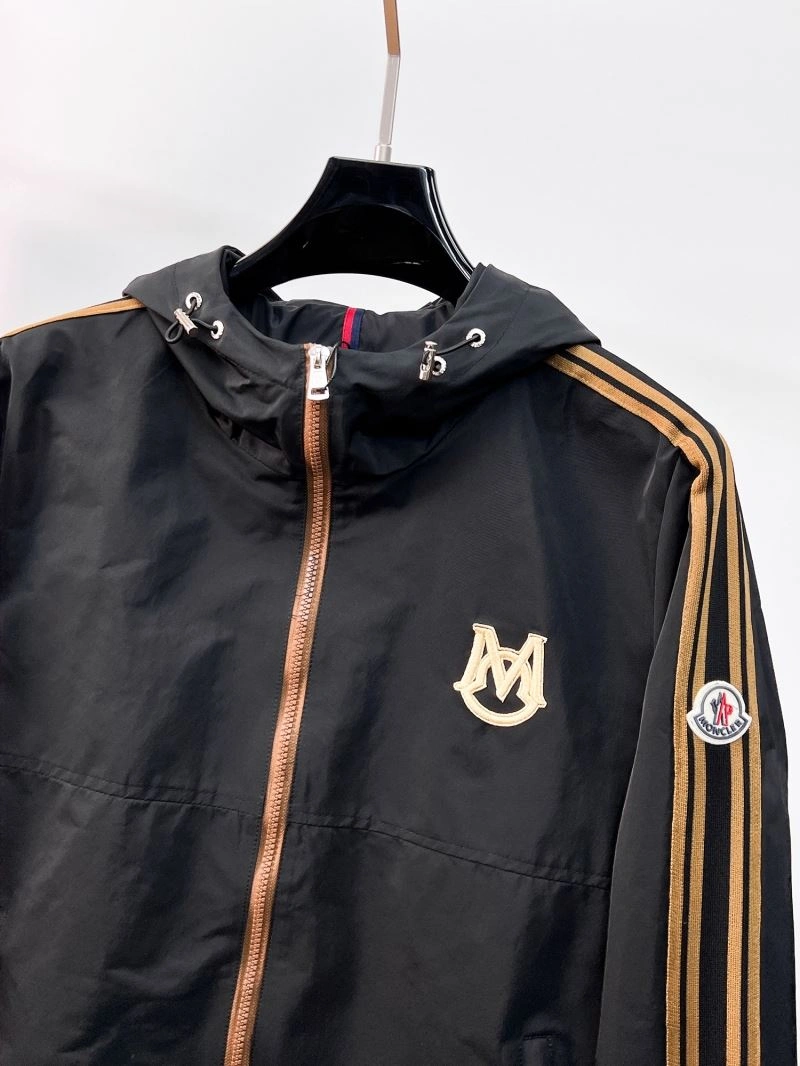 WrinkleFree Moncler Outwear 141857