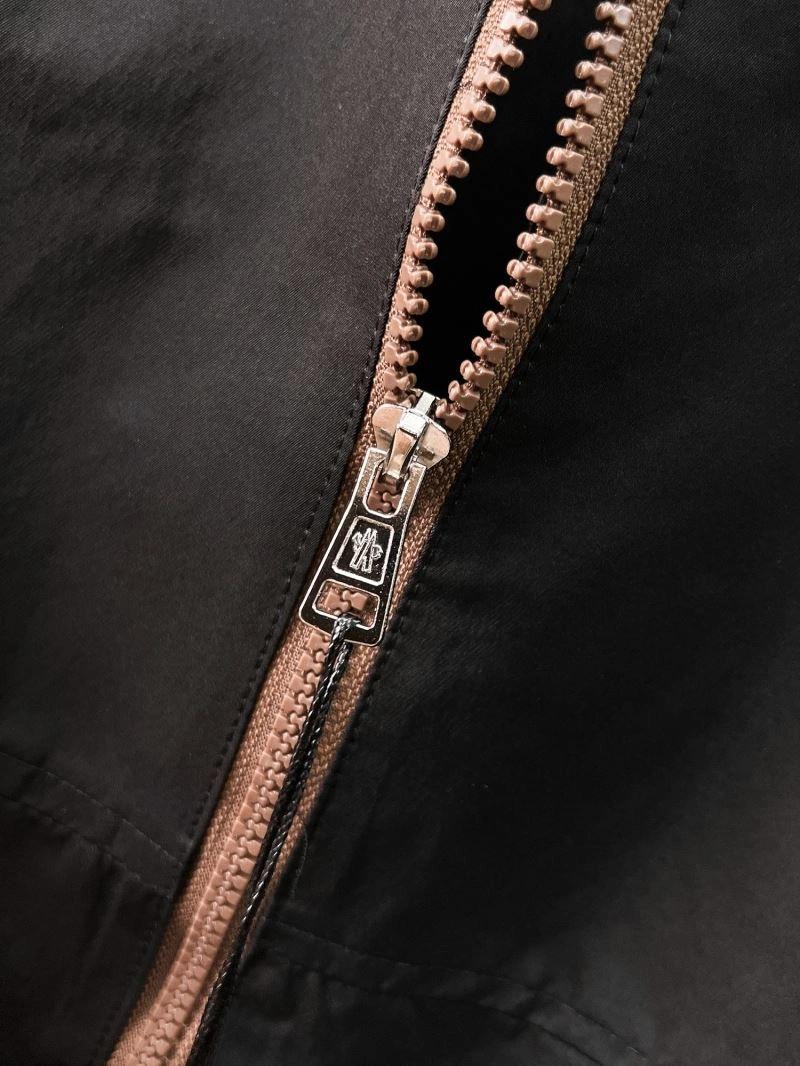 WrinkleFree Moncler Outwear 141857