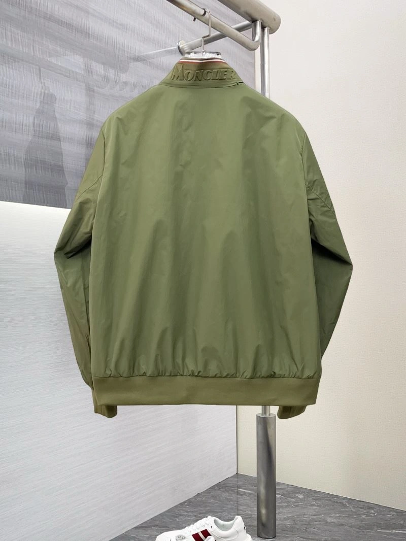 Seasonal Moncler Outwear 141854