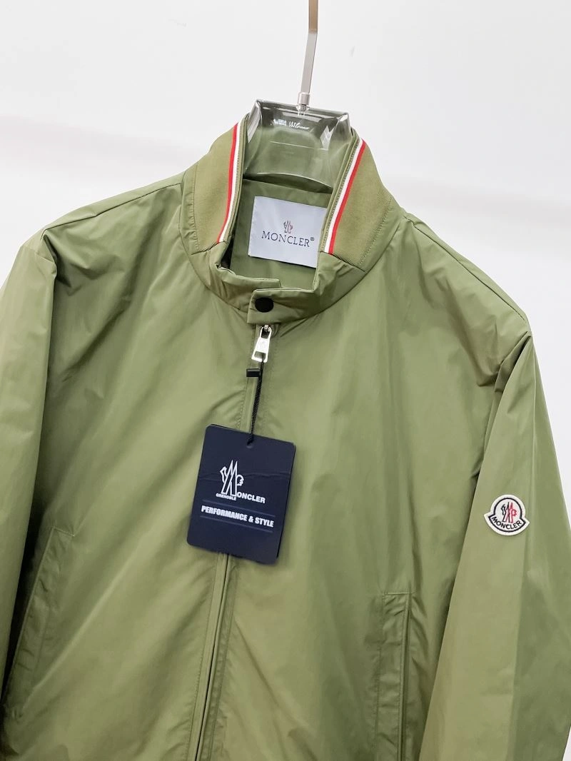 Seasonal Moncler Outwear 141854