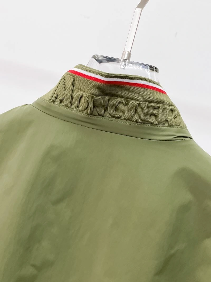 Seasonal Moncler Outwear 141854