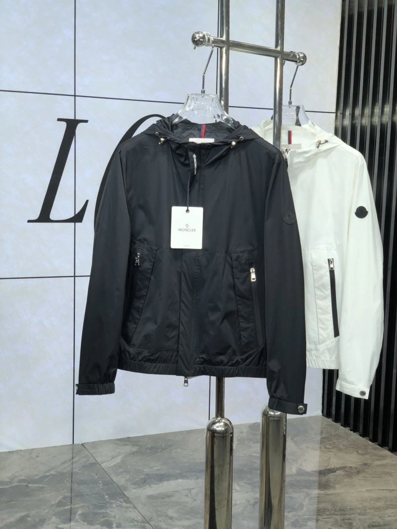 AllSeason Moncler Outwear 141852